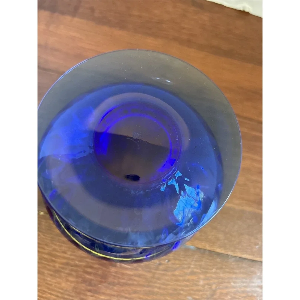 Cobalt Blue Vintage Glass Swirl Design‎ Vase Smooth Bottom Foot Princess House